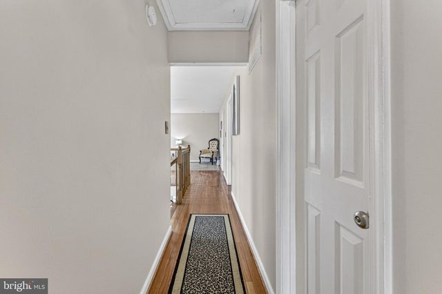 13224 CORALBERRY DR, Fairfax, VA 22033