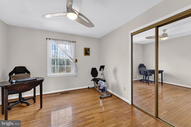 13224 CORALBERRY DR, Fairfax, VA 22033