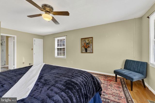 13224 CORALBERRY DR, Fairfax, VA 22033