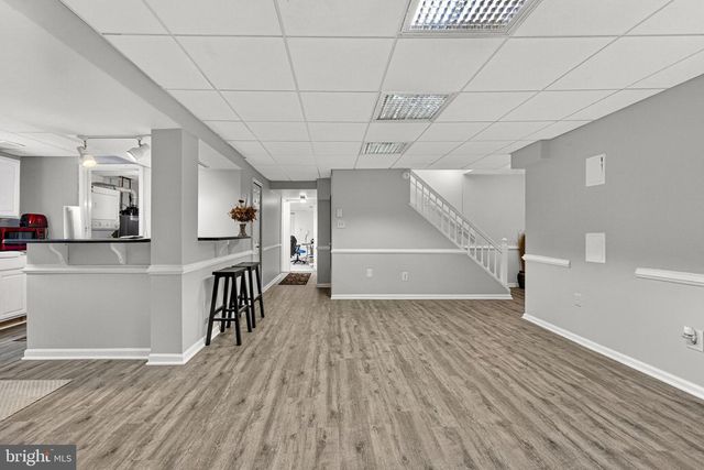 13224 CORALBERRY DR, Fairfax, VA 22033