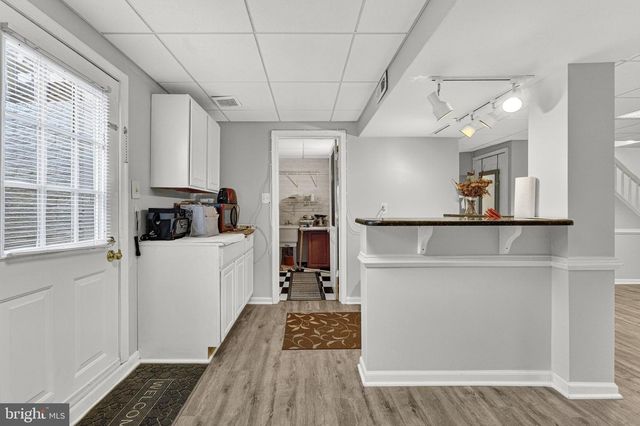 13224 CORALBERRY DR, Fairfax, VA 22033