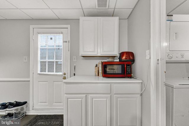 13224 CORALBERRY DR, Fairfax, VA 22033