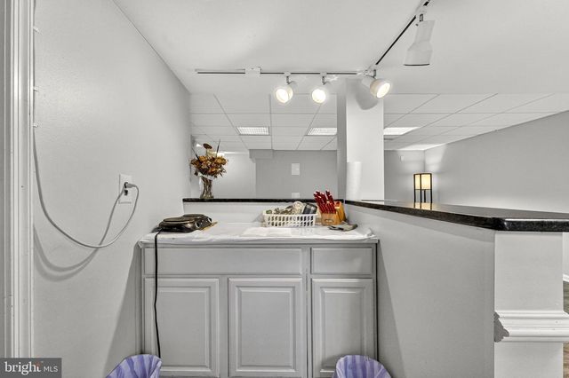 13224 CORALBERRY DR, Fairfax, VA 22033