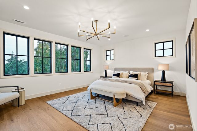 4103 43rd Avenue NE, Seattle, WA 98105