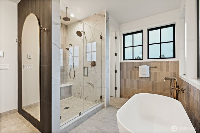 4103 43rd Avenue NE, Seattle, WA 98105