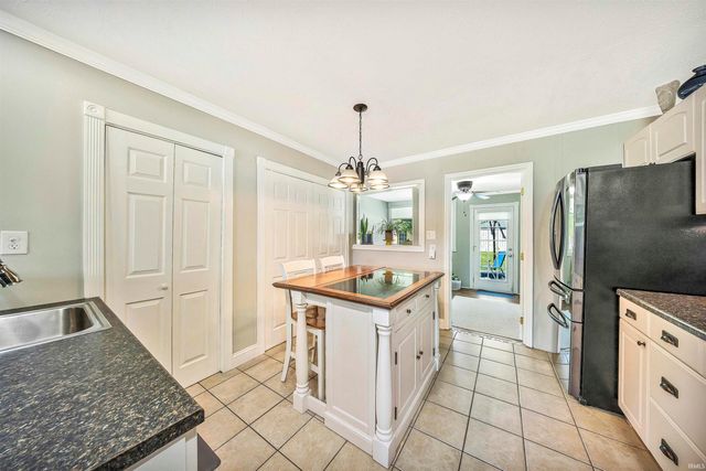 3412 Stratford Road, Evansville, IN 47710