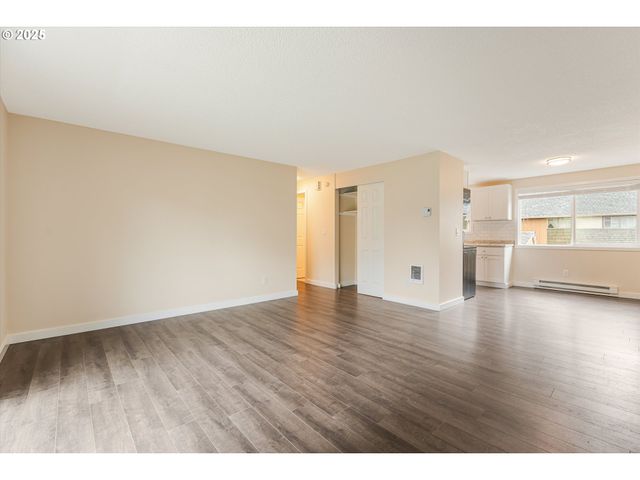 16825 Se POWELL Blvd, Portland, OR 97236