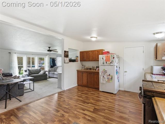 616 N Blacks Corners Road, Imlay City, MI 48444