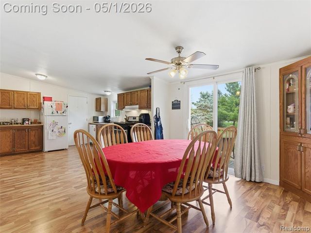 616 N Blacks Corners Road, Imlay City, MI 48444