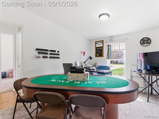 616 N Blacks Corners Road, Imlay City, MI 48444