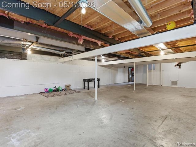 616 N Blacks Corners Road, Imlay City, MI 48444