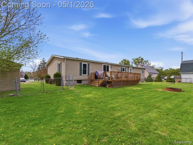 616 N Blacks Corners Road, Imlay City, MI 48444