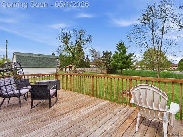616 N Blacks Corners Road, Imlay City, MI 48444