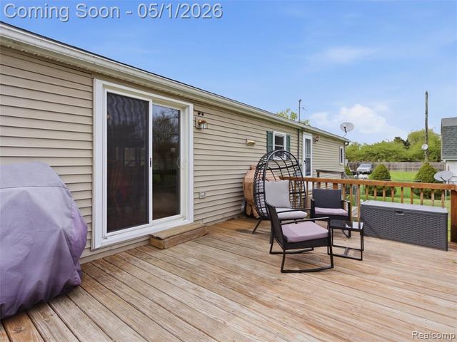 616 N Blacks Corners Road, Imlay City, MI 48444