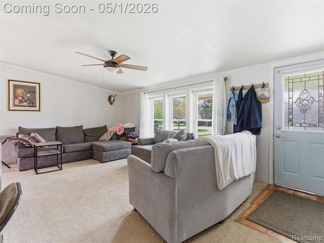 616 N Blacks Corners Road, Imlay City, MI 48444