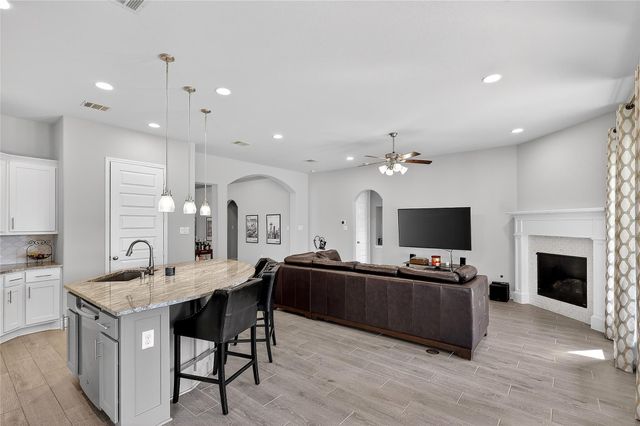 3214 Dovetail Hollow Lane, Houston, TX 77365