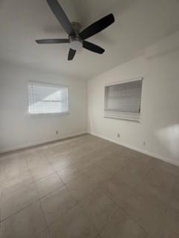 230 SE 4th Ave, Boynton Beach, FL 33435