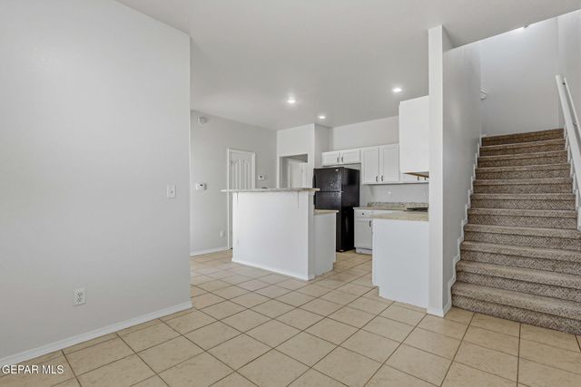 10424 SILVERCLOUD Drive, El Paso, TX 79924