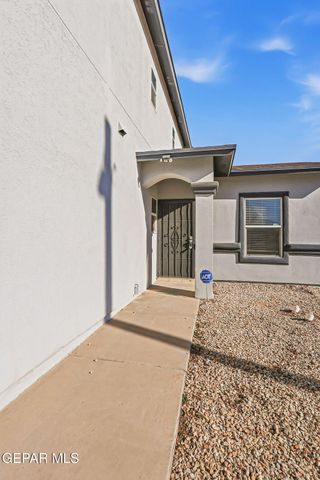 10424 SILVERCLOUD Drive, El Paso, TX 79924