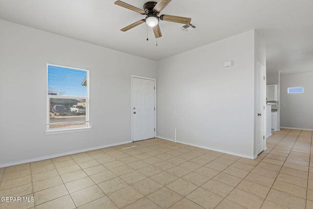 10424 SILVERCLOUD Drive, El Paso, TX 79924
