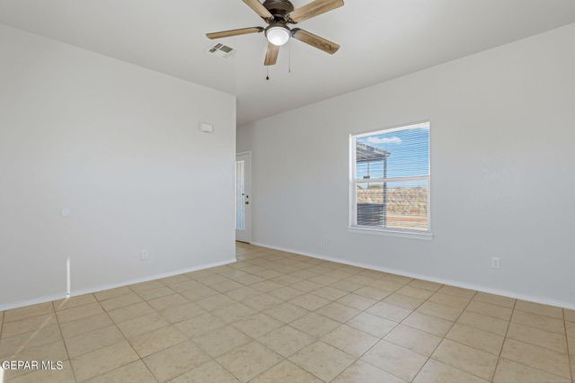 10424 SILVERCLOUD Drive, El Paso, TX 79924