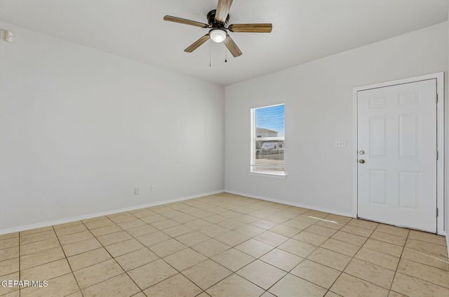 10424 SILVERCLOUD Drive, El Paso, TX 79924