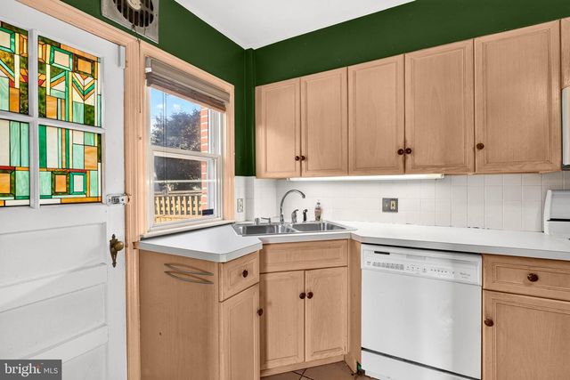 214 GAYWOOD RD, Baltimore, MD 21212