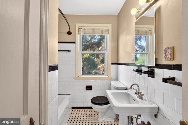 214 GAYWOOD RD, Baltimore, MD 21212