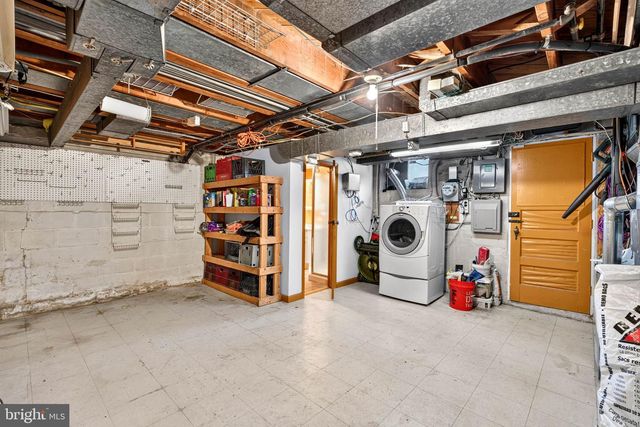 214 GAYWOOD RD, Baltimore, MD 21212