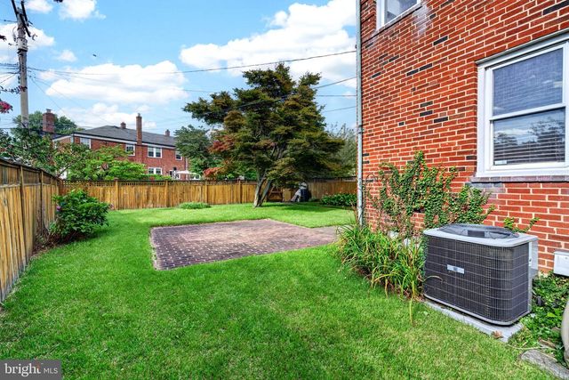 214 GAYWOOD RD, Baltimore, MD 21212