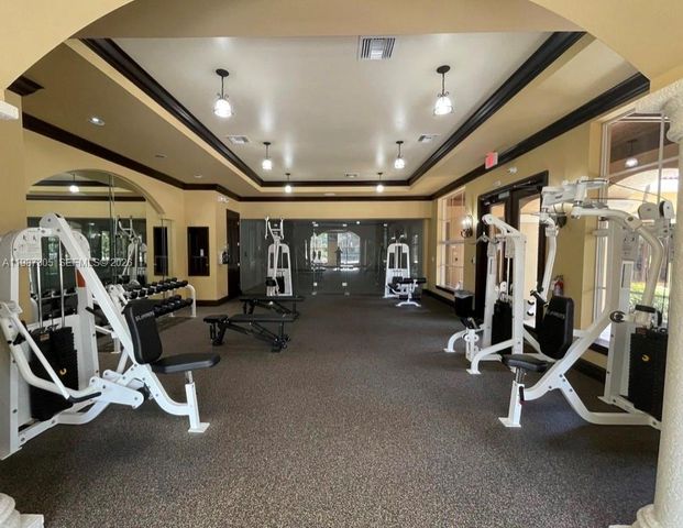 8000 N Nob Hill Rd 107, Tamarac, FL 33321