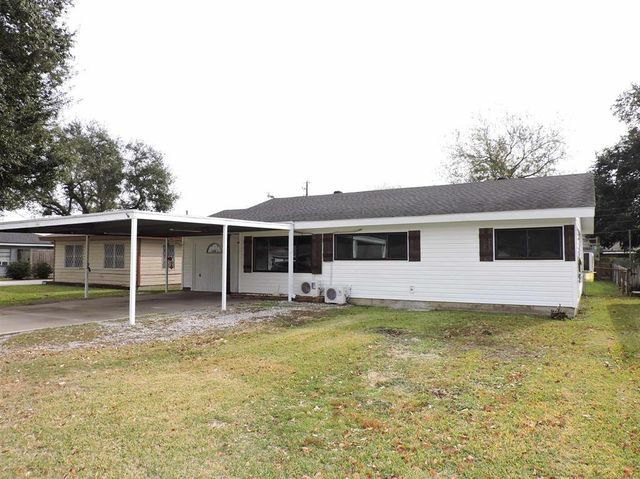 2227 10th Street, Port Neches, TX 77651