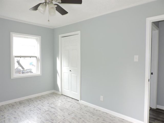 2227 10th Street, Port Neches, TX 77651