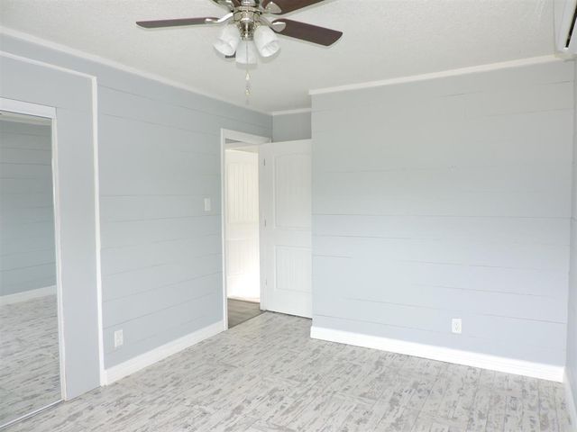 2227 10th Street, Port Neches, TX 77651