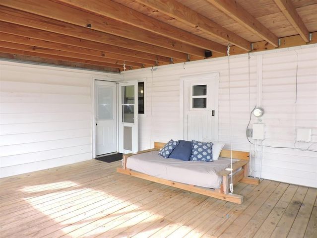 2227 10th Street, Port Neches, TX 77651