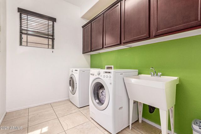 2041 N 88th Street, Mesa, AZ 85207