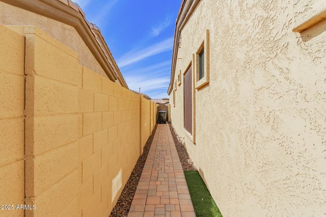2041 N 88th Street, Mesa, AZ 85207