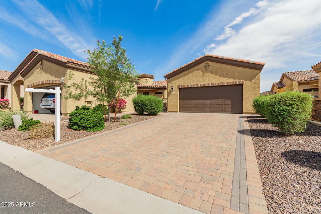 2041 N 88th Street, Mesa, AZ 85207