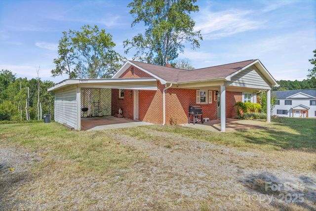 624 Overlook Drive, Newton, NC 28658