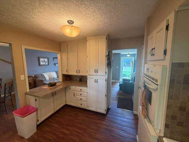 111 Guinn Drive, Monticello, KY 42633
