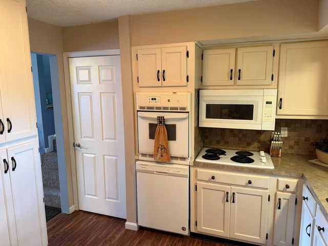 111 Guinn Drive, Monticello, KY 42633