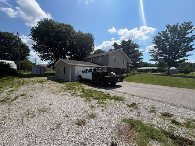 111 Guinn Drive, Monticello, KY 42633