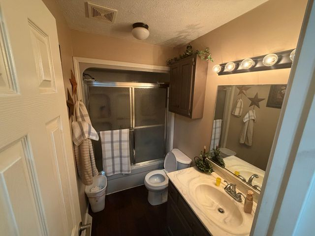 111 Guinn Drive, Monticello, KY 42633