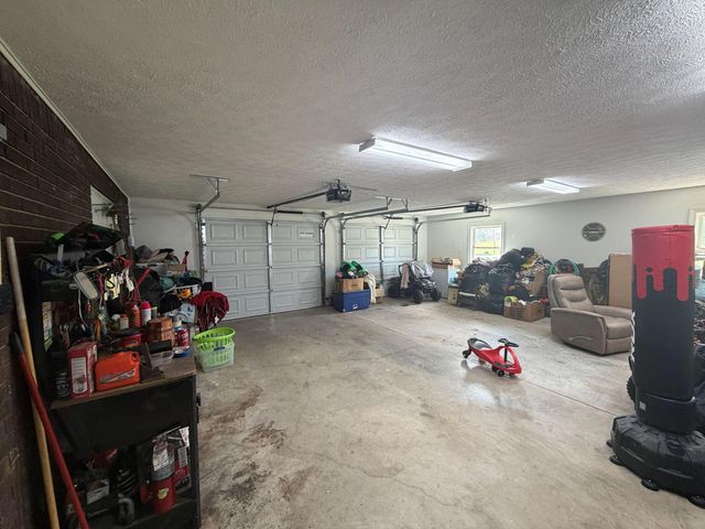111 Guinn Drive, Monticello, KY 42633