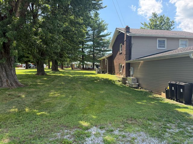111 Guinn Drive, Monticello, KY 42633