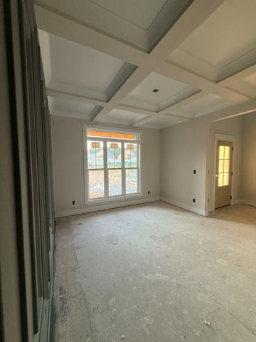 179 Young Lane, Pleasant View, TN 37146