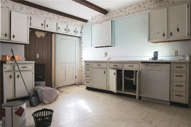 506 S Ash Street, Nevada, MO 64772