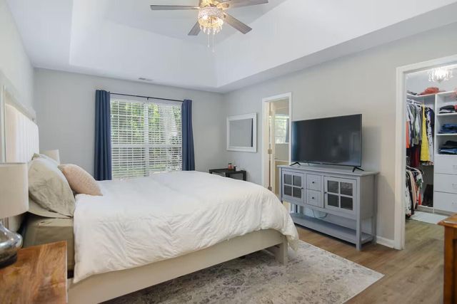 1264 Center Lake Drive, Mount Pleasant, SC 29464