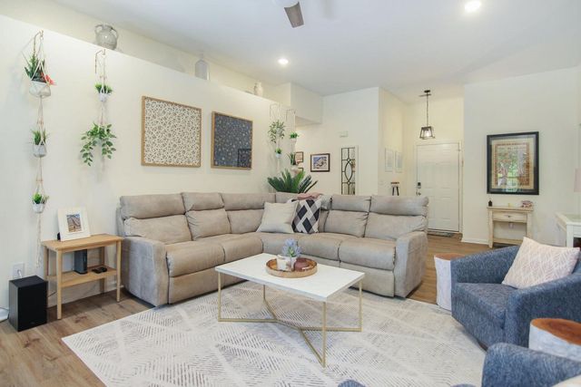 1264 Center Lake Drive, Mount Pleasant, SC 29464