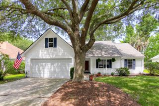 1264 Center Lake Drive, Mount Pleasant, SC 29464